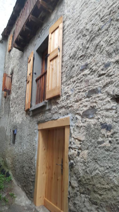 Maison De Montagne Latour-de-Carol Exterior foto